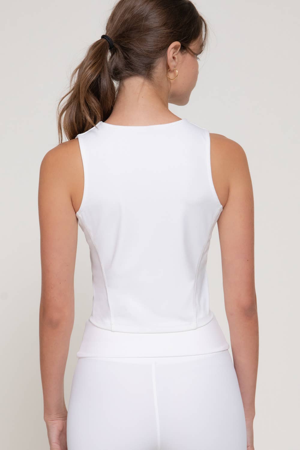 Sleeveless Crew Neck Half Zip Workout Top